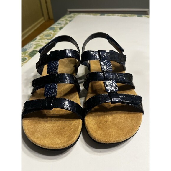 Vionic Amber Navy Blue Croc Embossed Faux Leather Sandals Sz 6 Orthaheel - Picture 1 of 15